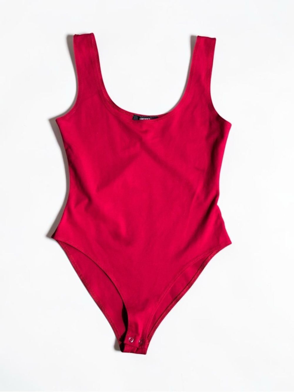 Forever 21 Red Bodysuit Sleeveless Scoop Neck Snap Closure Stretch Size Medium
